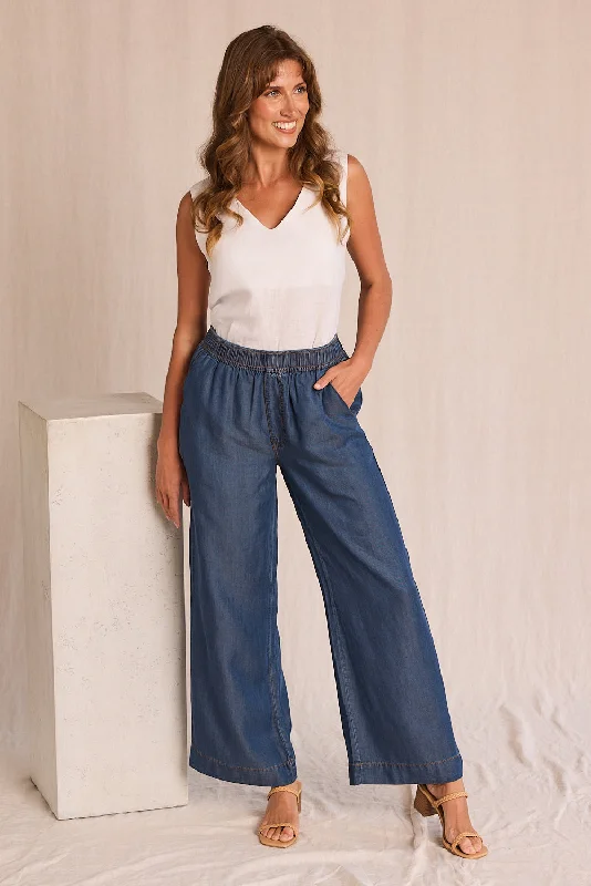 Breezy Regular Length Relaxed Tencel Pant in Mid Wash