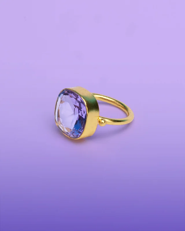 Darby Ring in Amethyst Lavender